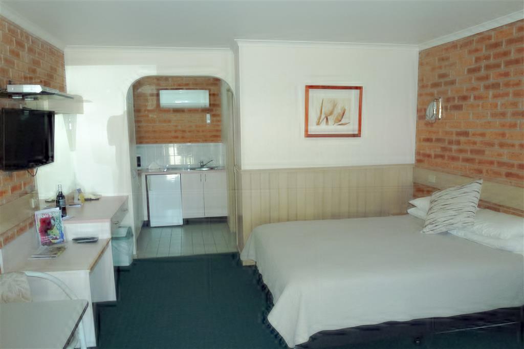 Colonial Motor Inn Bairnsdale Golden Chain Property ห้อง รูปภาพ