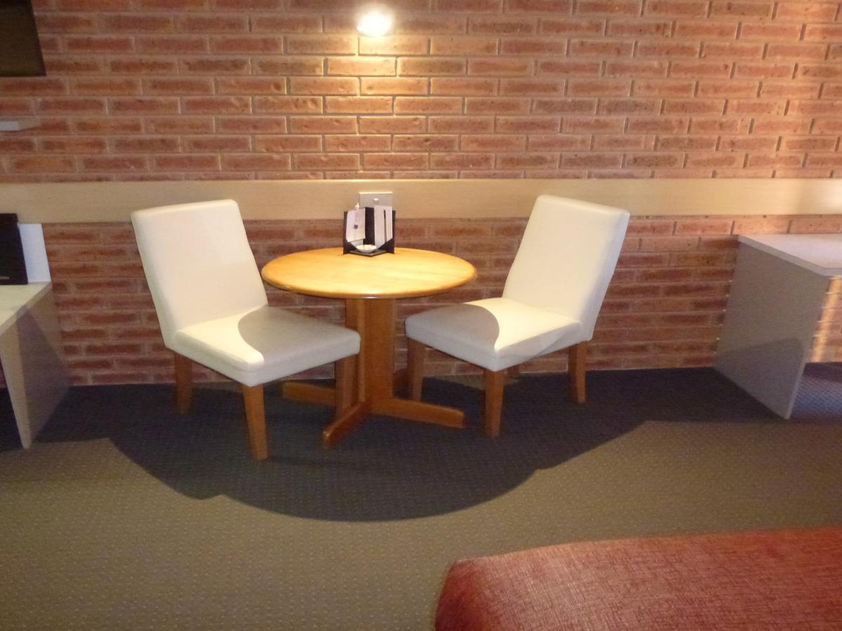 Colonial Motor Inn Bairnsdale Golden Chain Property ภายนอก รูปภาพ
